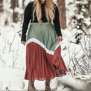 Color block skirt